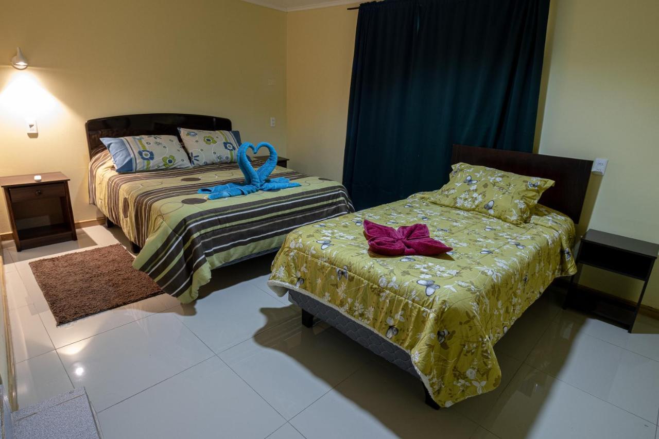 Hostal Beatriz 塔尔塔尔 外观 照片