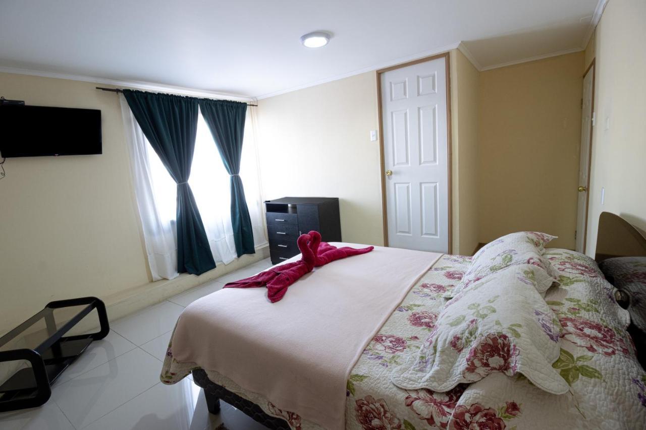 Hostal Beatriz 塔尔塔尔 外观 照片